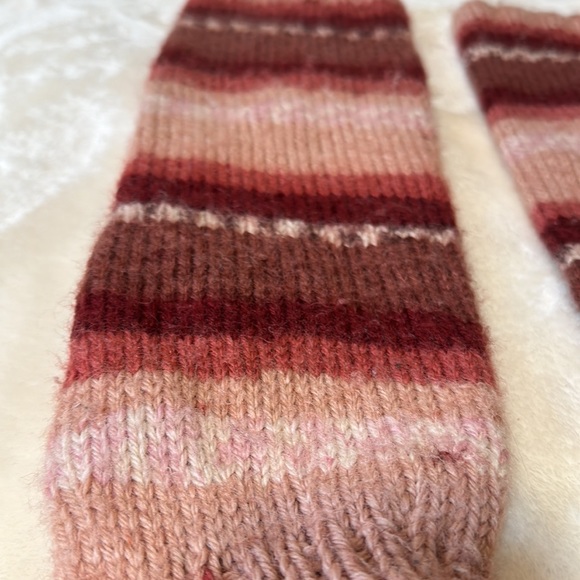 Hand knitted long socks - Picture 3 of 9